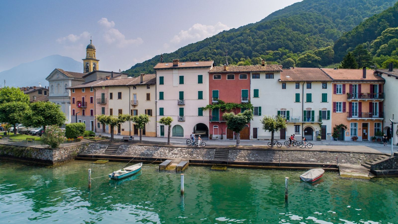Brusino Arsizio, between lake and nature at the foot of Monte San Giorgio
