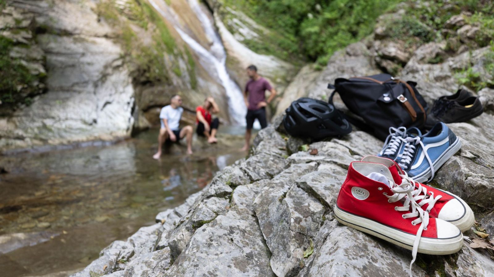 Feet in the water, mind at ease: relaxing in Ticino’s forests