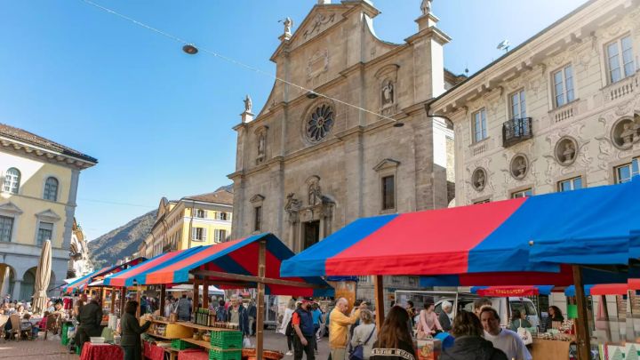 5 markets in Ticino
