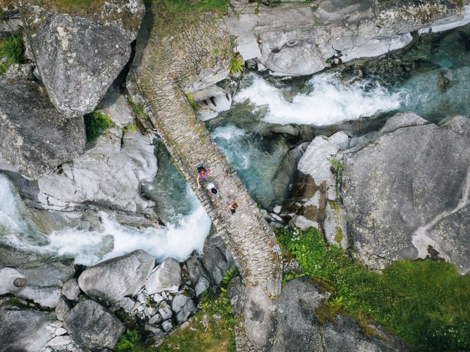 Val Calnègia, Valle Bavona