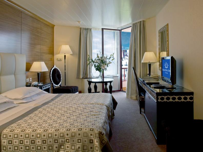 Image 1 - Grand Hotel Eden