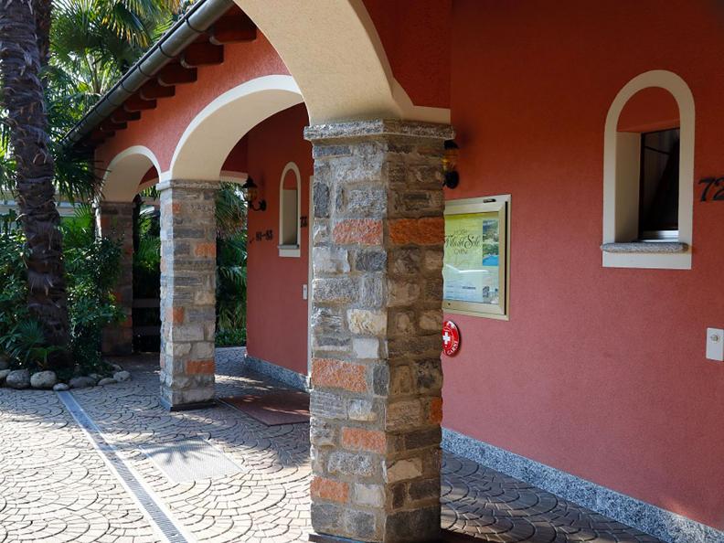 Image 1 - Hotel Villa del Sole Garni