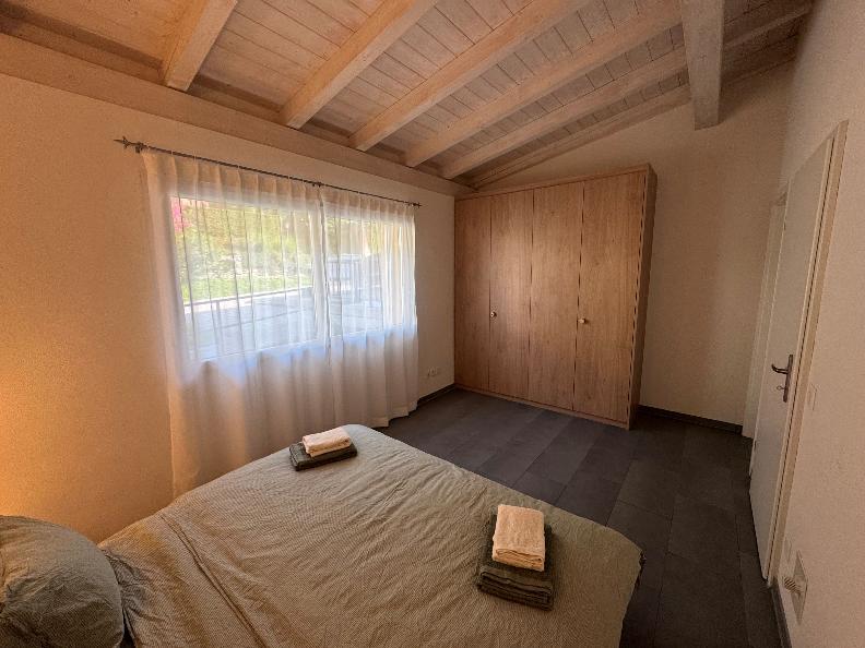 Image 7 - La Camelina