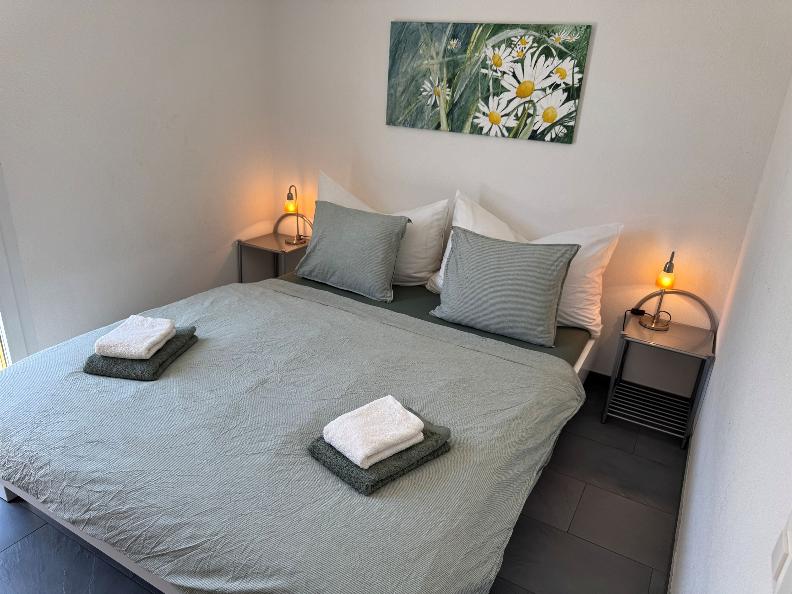 Image 8 - La Camelina