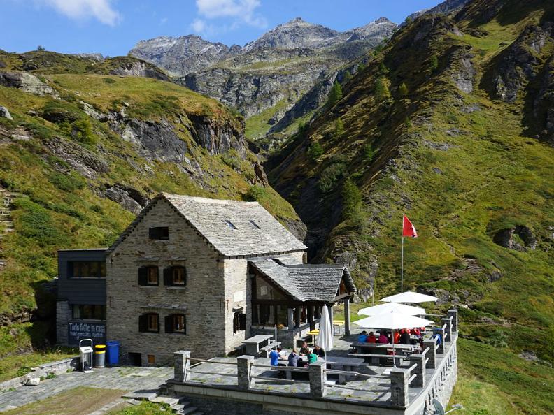 Image 1 - Berghütte Basodino