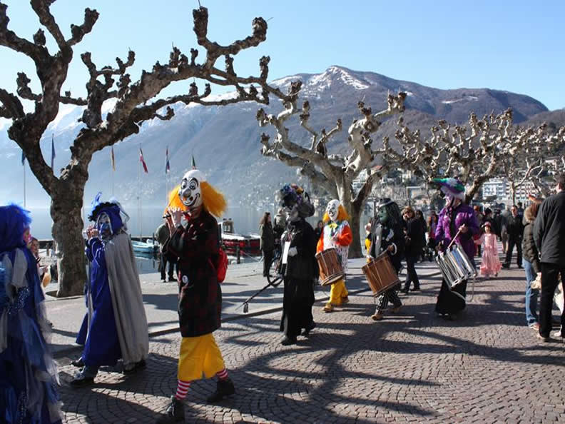 Image 0 - Carnaval avec risotto