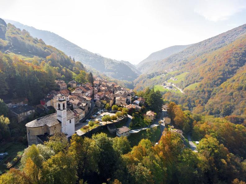 Image 0 - Sagra della castagna della Valle di Muggio 