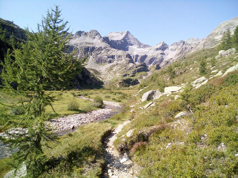 Image 2 - Yoga & escursioni in montagna in Ticino