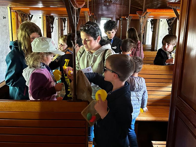 Image 1 - Historic train: Egg hunting with Rudy