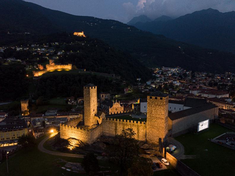 Image 3 - Swiss Castle Day