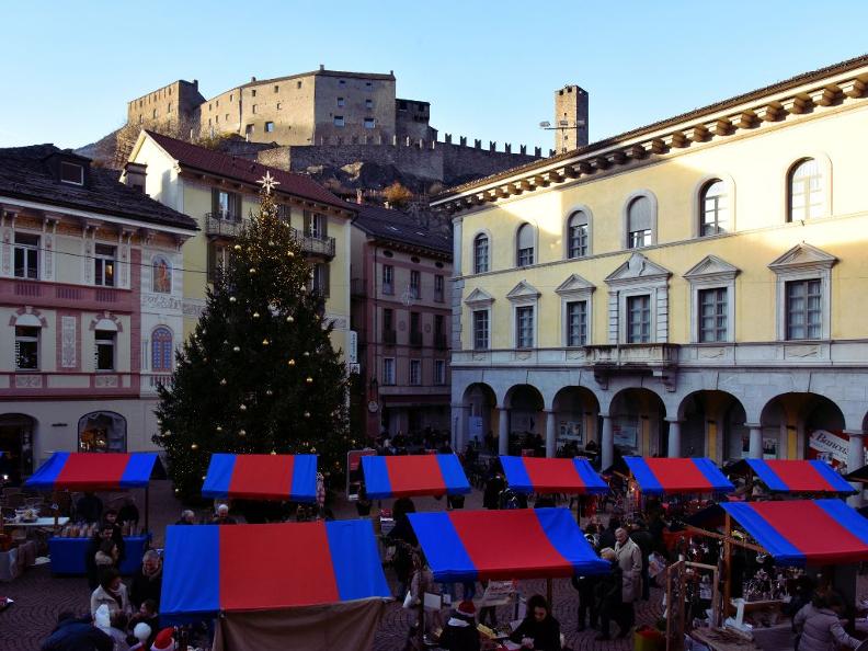 Image 0 - Christmas markets in Bellinzona