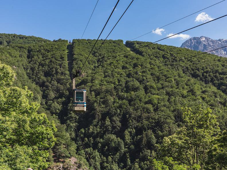 Image 0 - Cable-car Verdasio-Rasa