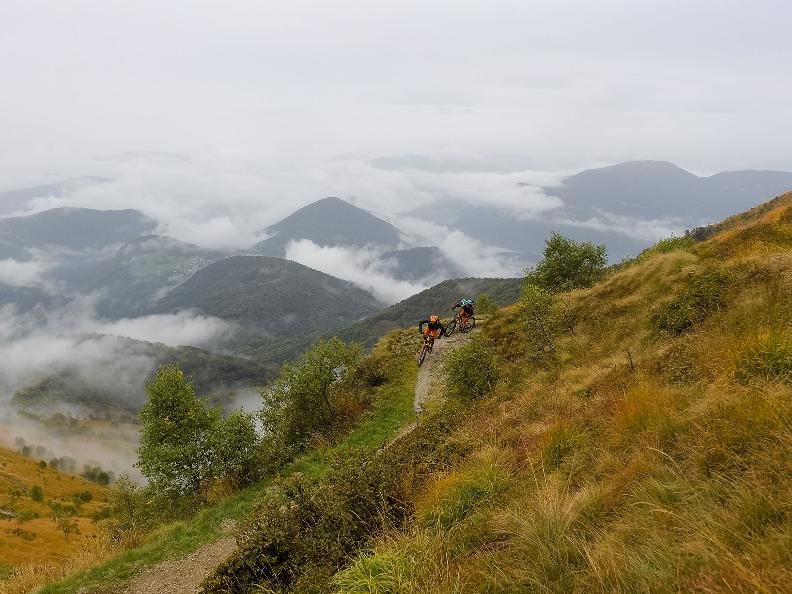 Image 0 - Ticino Freeride: two wheels, one love!