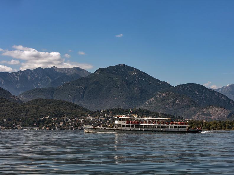 Image 2 - Navigando sui laghi del Ticino