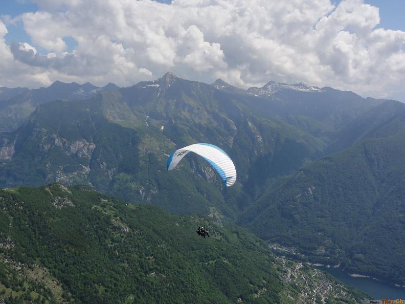 Image 4 - Mountaingliders - Gleitschirmflüge mit professionellen Tandempiloten