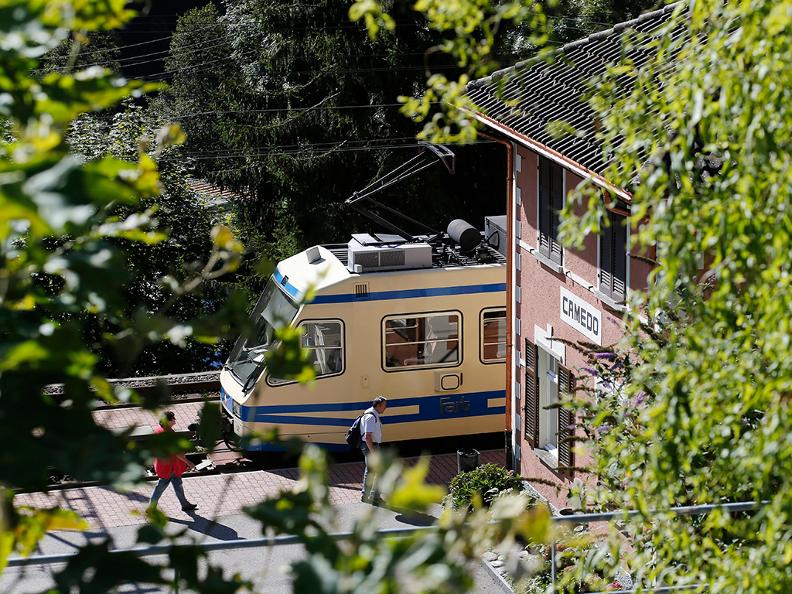 Image 5 - Hiking holidays: Sentiero Verzasca & Centovalli