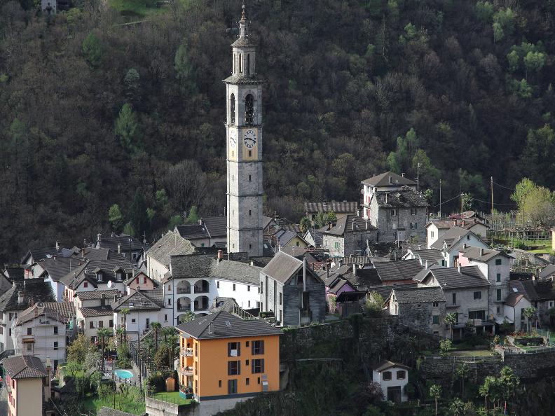 Image 0 - À la découverte du village d’Intragna.