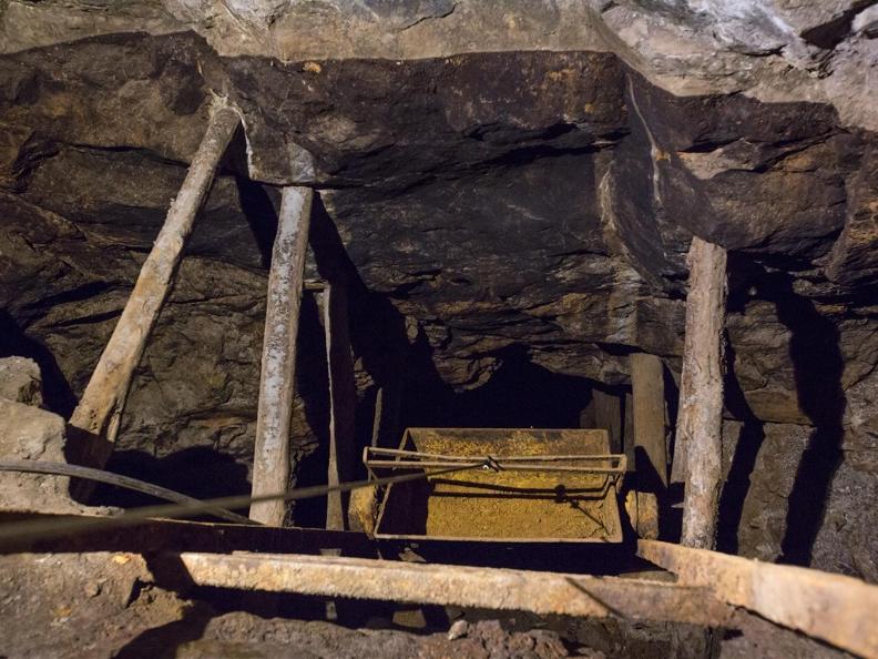 Image 1 - Sessa gold mine