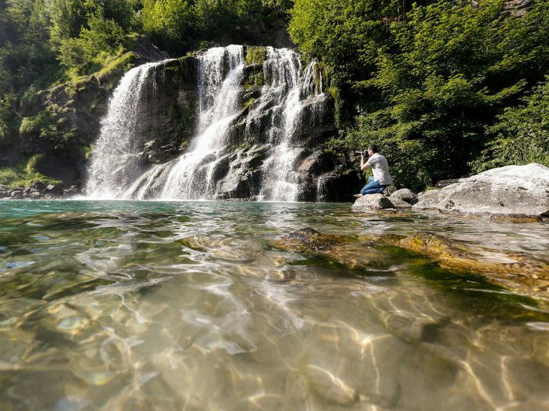 Image 2 - The waterfall of Piumogna