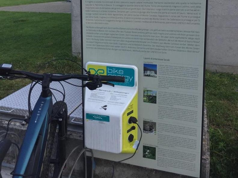 Image 0 - E-bike charging point Lodrino - Centre sportif