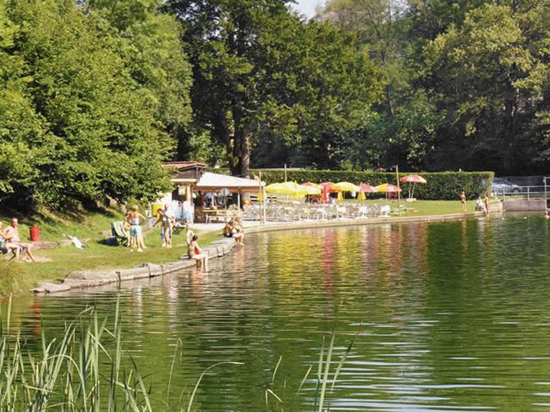 Image 4 - Petit lac d'Astano