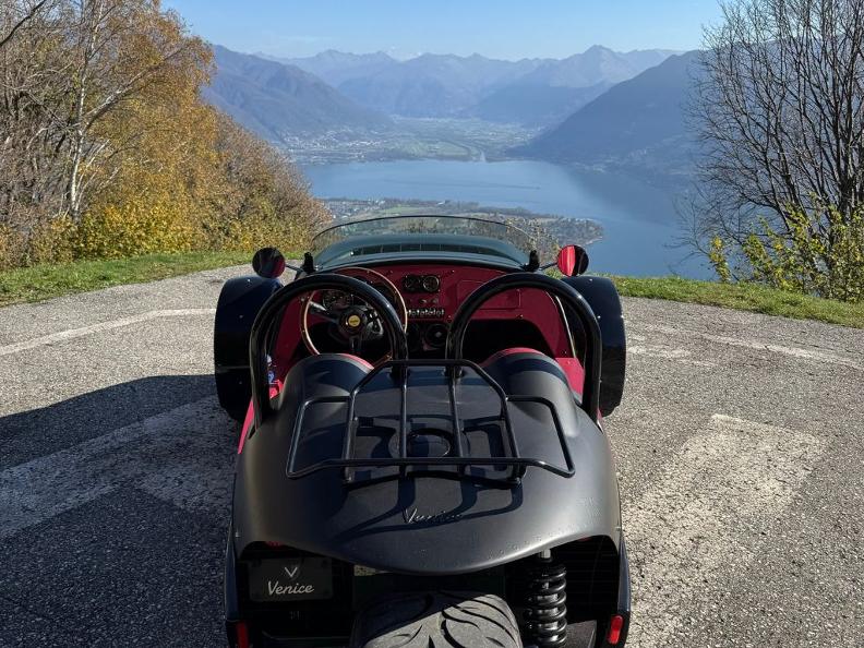 Image 0 - Roadster4rent.ch