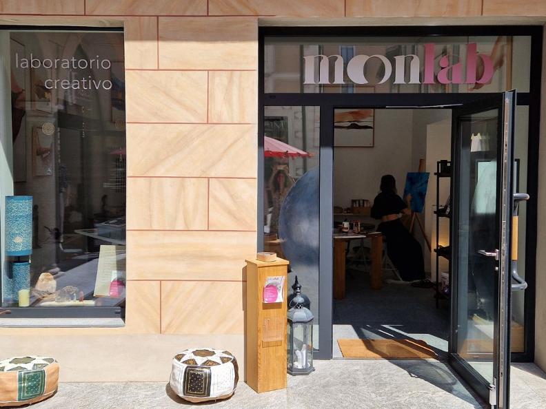 Image 1 - Moonlab - Laboratorio creativo meditativo