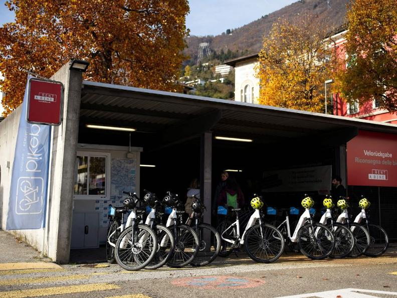 Image 5 - Kamelien & Lago mit dem E-Bike