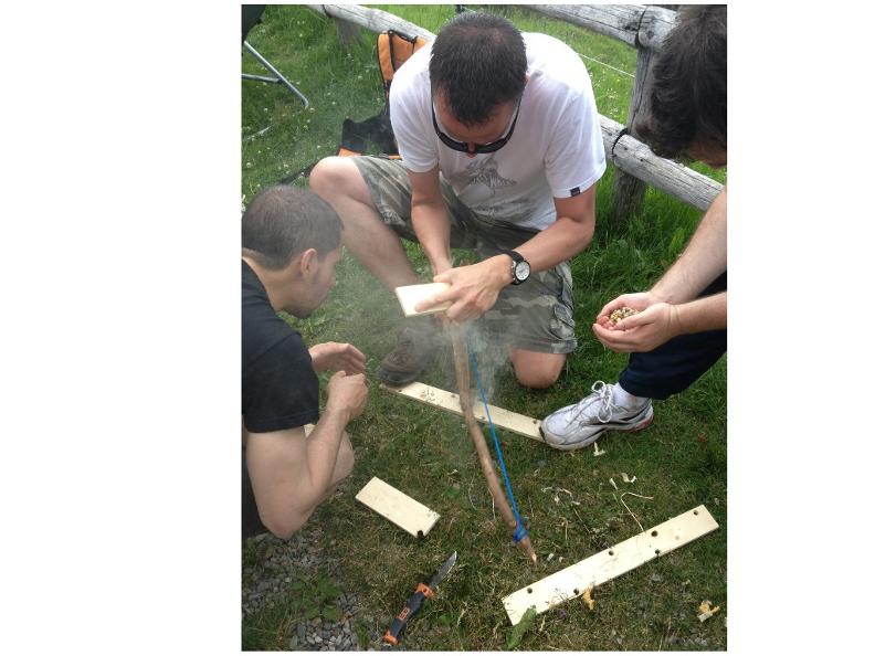 Image 3 - AUS DEN WÄLDERN. Überlebenserfahrung