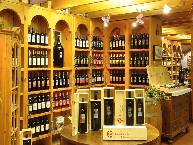 Image 3 - Chiericati wines