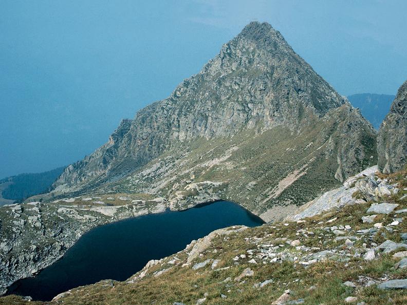 Image 0 - Bergsee von Canée