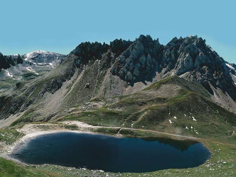 Image 0 - Lakes of Scai, Segna, Campanitt