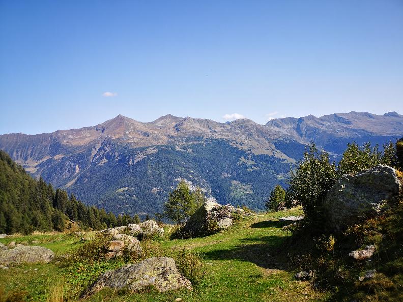 Image 9 - Bergseen von Tremorgio und Leìt
