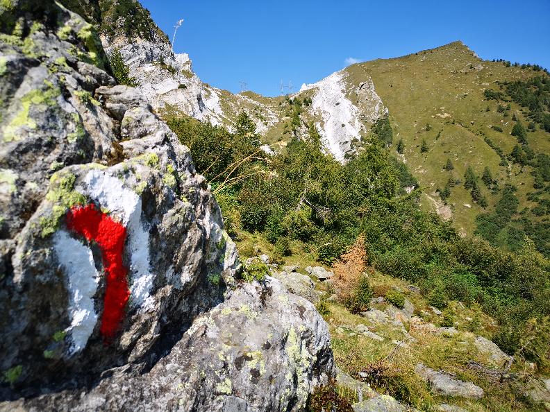 Image 10 - Bergseen von Tremorgio und Leìt