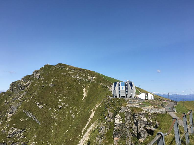 Image 0 - Sentier des planètes du mont Generoso