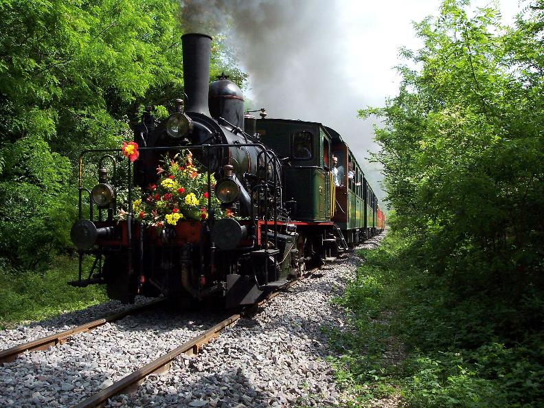 Image 4 - Nostalgiezug