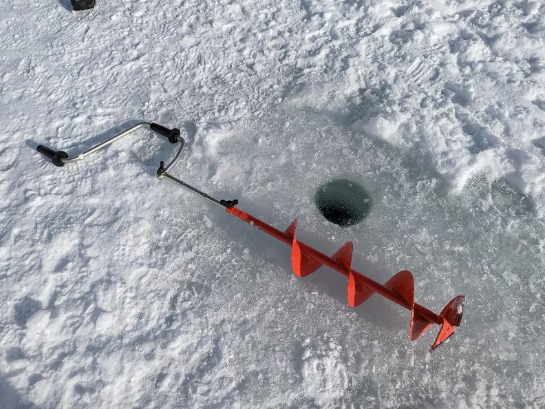 Image 3 - Pesca sul ghiaccio a Carì