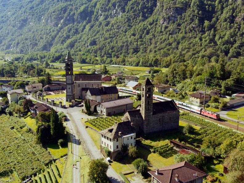 Image 0 - Gotthard Panorama Express