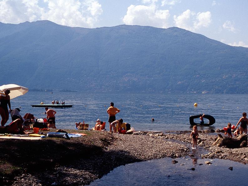 Image 0 - Public beach of Gerra Gambarogno