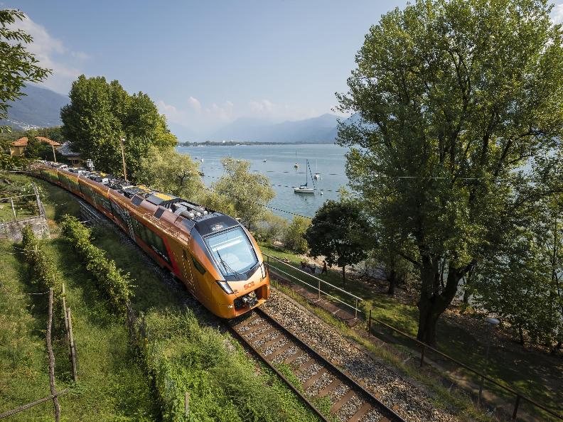 Image 3 - Treno Gottardo - Südostbahn 