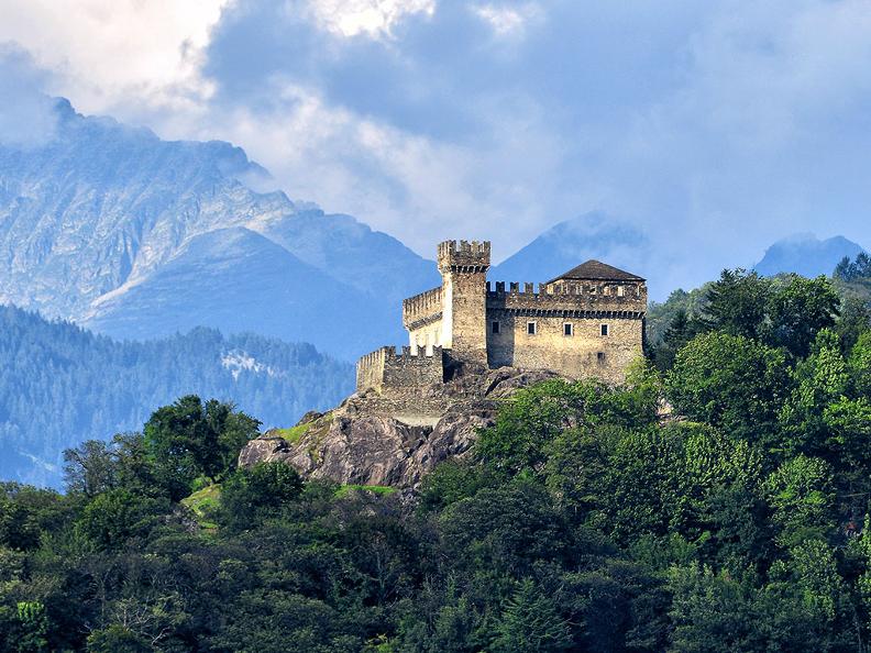 Image 1 - Bellinzona: la città dei Castelli