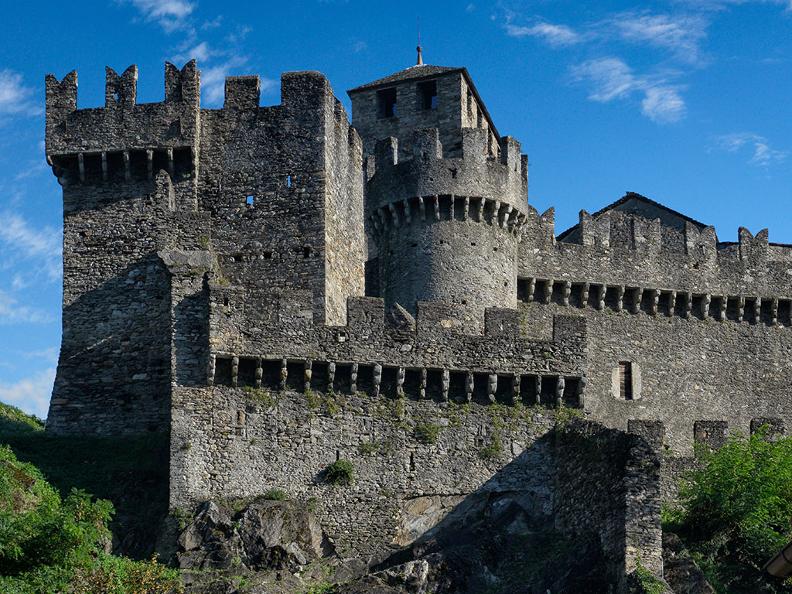 Image 6 - Bellinzona: die Stadt der Burgen