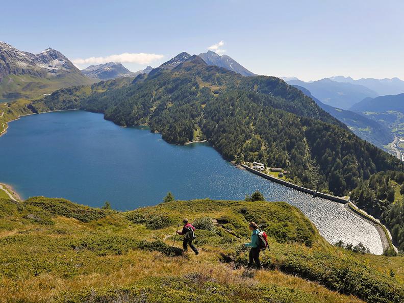 Image 7 - Wanderferien: Alpenpässe Weg, Olivone - Ulrichen
