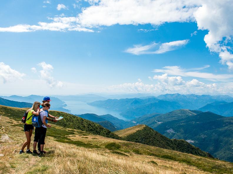 Image 0 - Hiking holidays: Sentiero Lago di Lugano 