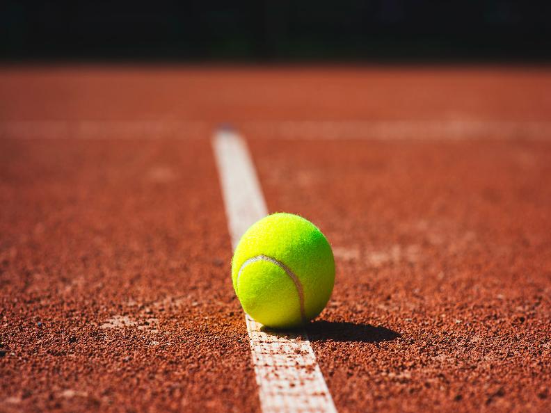Image 0 - Tennis Club Carona
