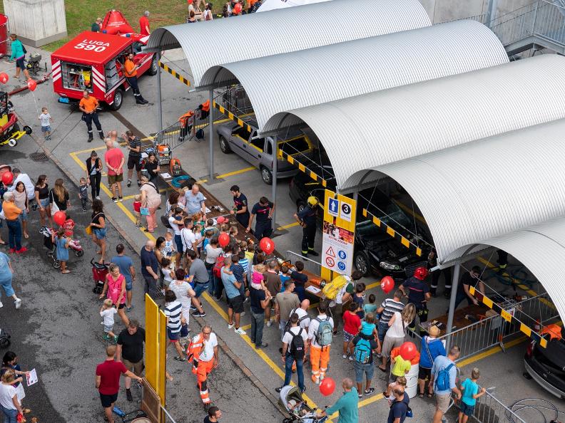 Image 0 - Besuchen Sie die Feuerwehr Lugano