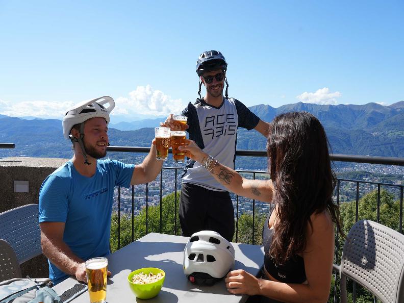 Image 1 - 2wheels Rental