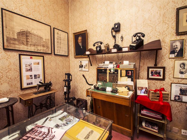 Image 0 - Hundertjahr Museum