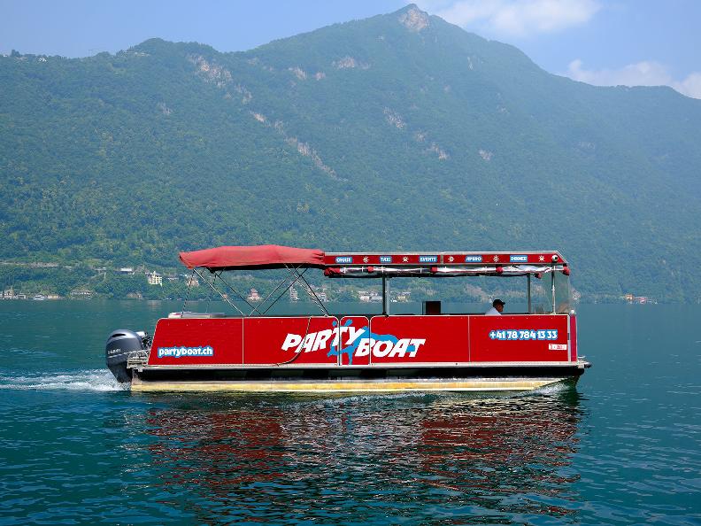 Image 0 - Party Boat Sagl
