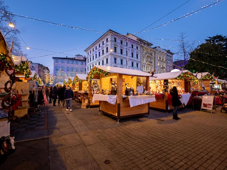 Image 0 - Marchés de Noël et atelier sur le chocolat